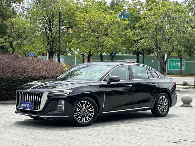Hongqi H5 2025 1.5T DCT Flag Rhythm 500,000 Units Memorial Edition