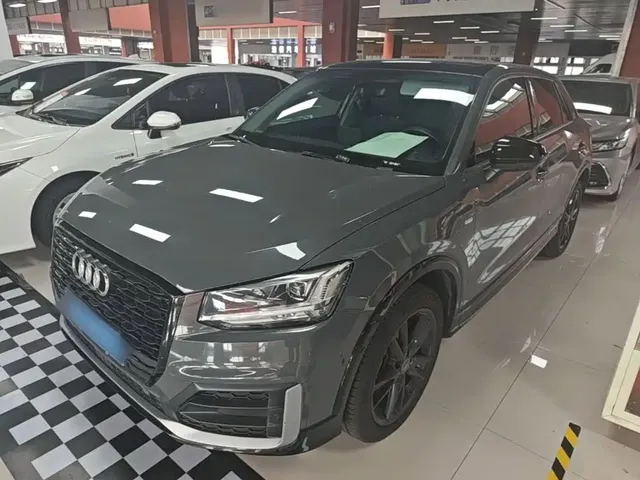 Audi Q2L 2020 35 TFSI Progressive Dynamic Model