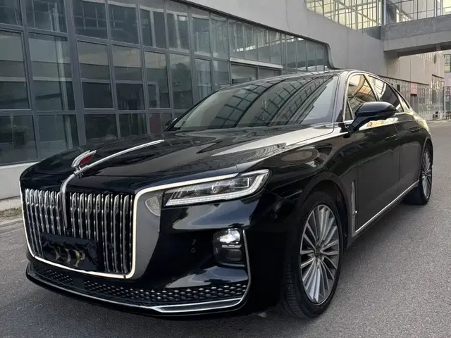 Hongqi H9 2020 2.0T Smart Connection Qi Chang Edition