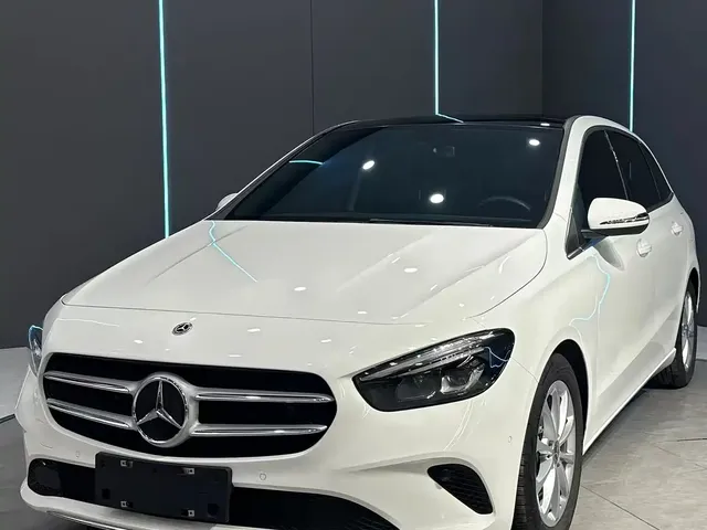 Mercedes-Benz B-Class 2022 Facelift II B 200 Style