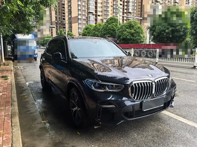 BMW X5 2023 xDrive 40Li M Sport Package