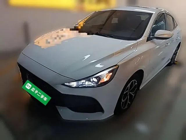 MG 5 2023 180DVVT CVT Luxury Edition