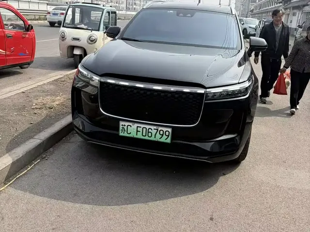 Li Auto Li ONE 2020 Extended Range 6-seater