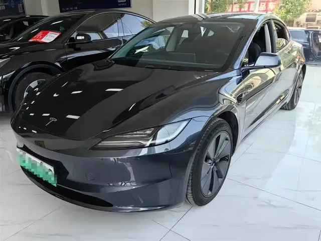 Tesla Model 3 2023 Rear-Wheel Drive