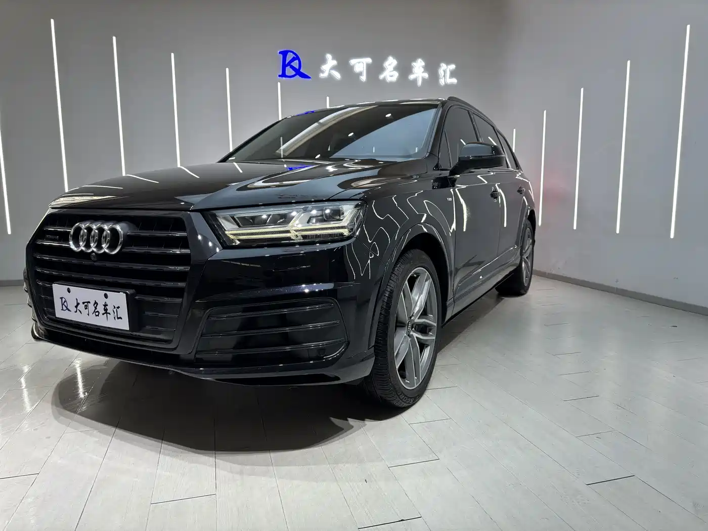 Audi Q7 2019 55 TFSI S line Sport