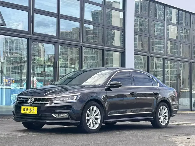 Volkswagen Passat 2017 330TSI DSG Prestige