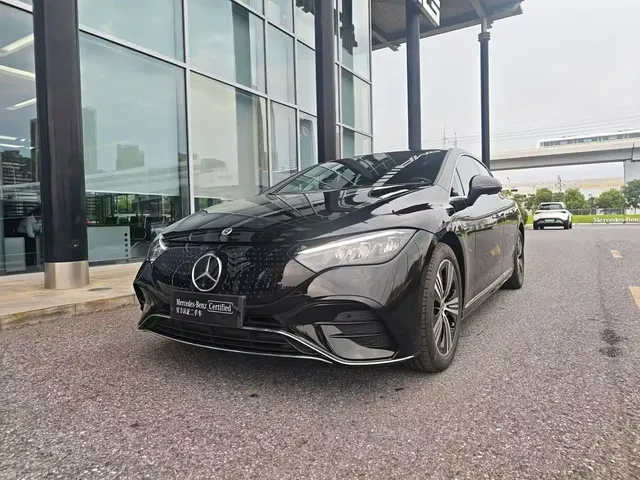 Mercedes-Benz EQE 2025 Model 500 4MATIC Luxury Edition