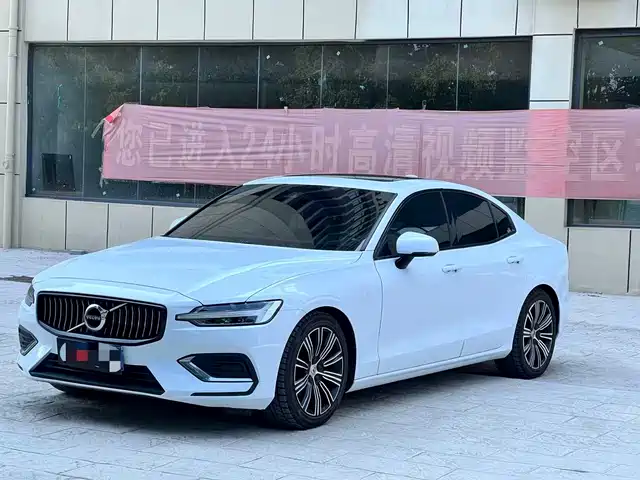 Volvo S60 2020 T4 Momentum Sport Edition