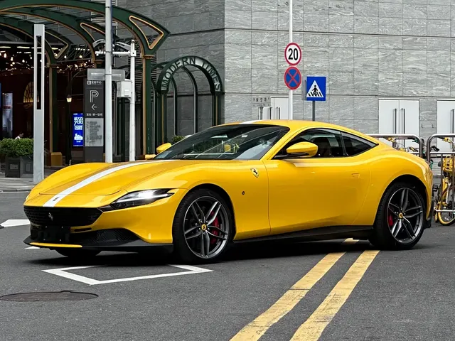 Ferrari Roma 2020 3.9T V8