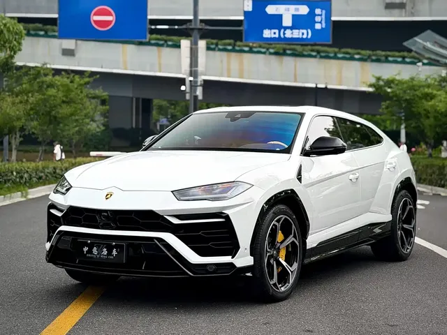 Lamborghini Urus 2021 4.0T V8