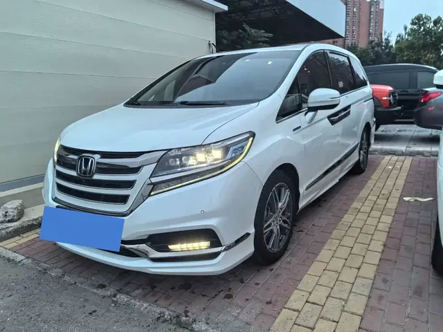 Honda Elysion 2019 2.0L Hybrid Supreme Edition