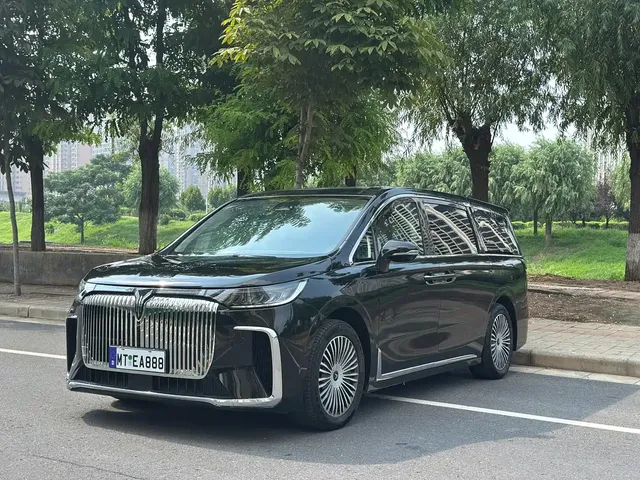 Voyah Auto Voyah Dreamer 2025 PHEV AWD Flagship Kunpeng Edition