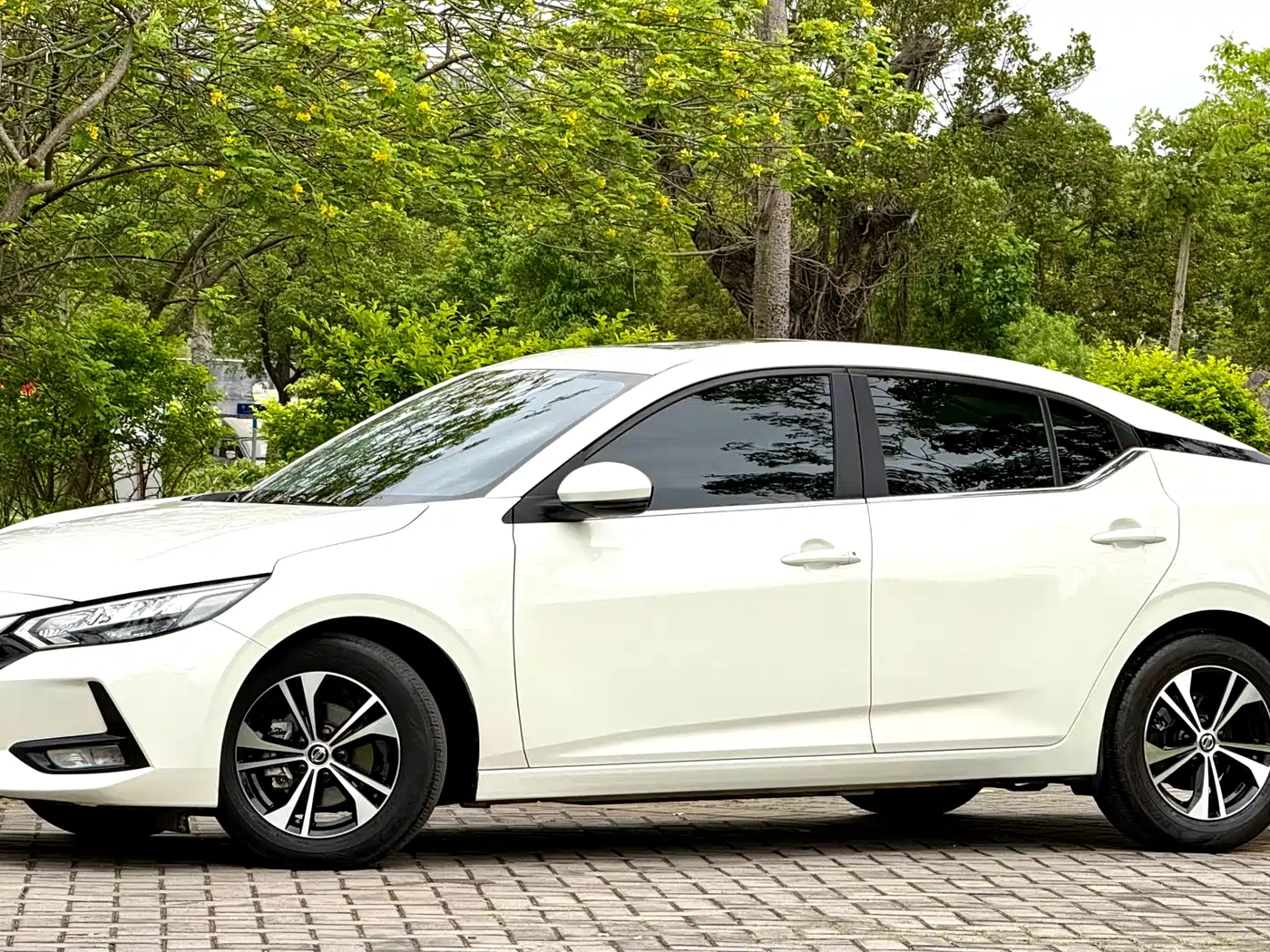 Nissan Sylphy 2022 1.6L XL CVT Delight Edition