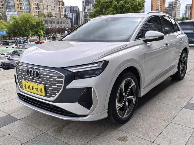 Audi Q4 e-tron 2023 40 e-tron Innovation Edition