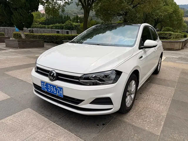 Volkswagen Polo 2021 Plus 1.5L Automatic Colorful Tech Edition