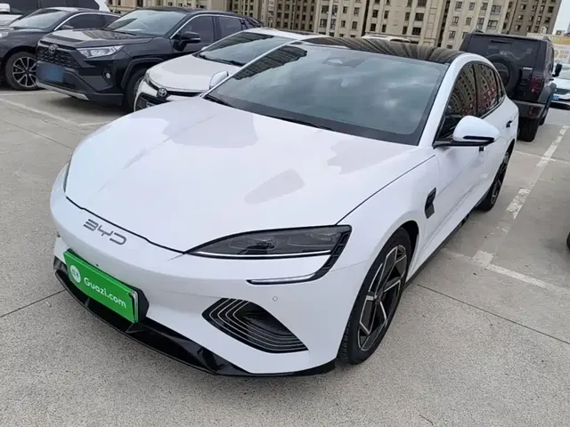 BYD Seal 2022 700km Long Range RWD Edition