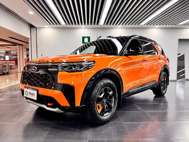 Ford Explorer 2023 EcoBoost 285 Kunlun Summit Edition 7-seater