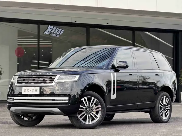 Land Rover Range Rover 2023 3.0 L6 400PS Genesis Extended Version