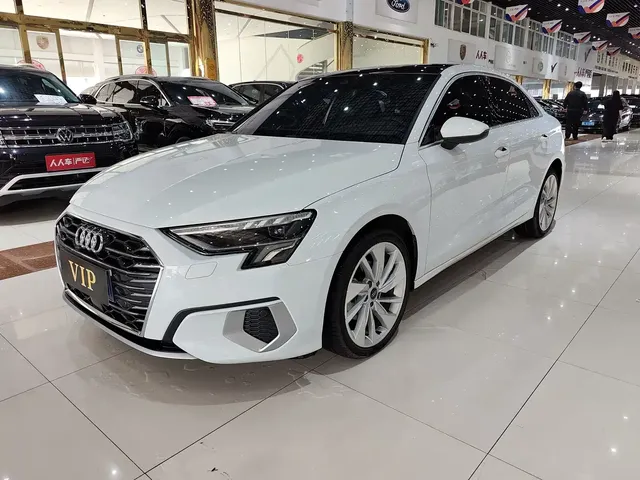 Audi A3 2024 Model Sportback 35 TFSI Luxury Sport