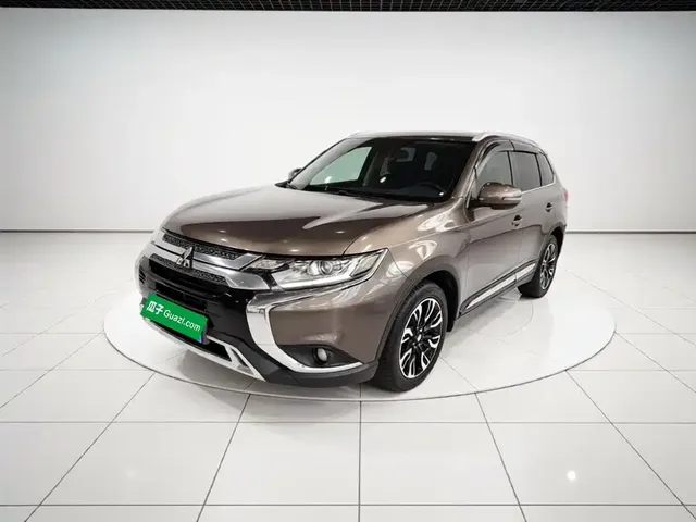 Mitsubishi Outlander 2019 2.0L 2WD Enjoy Edition 7-seater China V