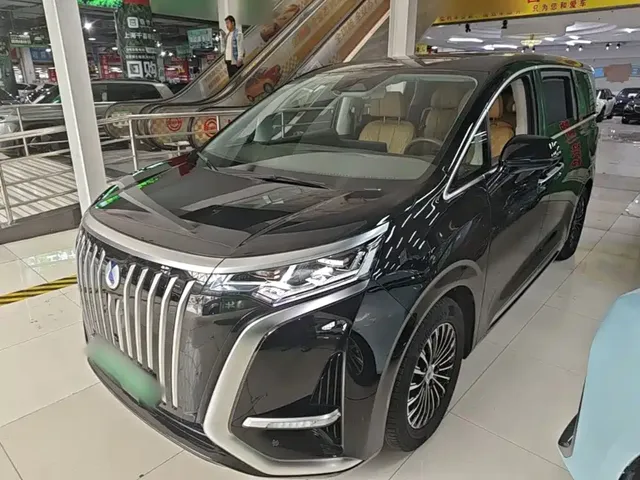 Denza D9 2022 EV 620 Premium