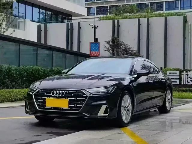 Audi A7L 2024 45TFSI S-line Dream Edition Crystal Package