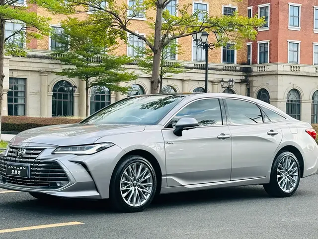 Toyota Avalon 2024 Model Hybrid 2.0L Prestige Edition