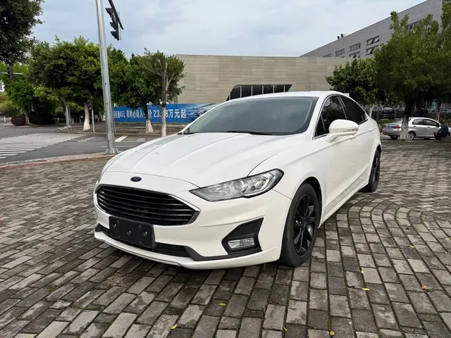 Ford Mondeo 2018 EcoBoost 180 Smart Control Fashion China VI