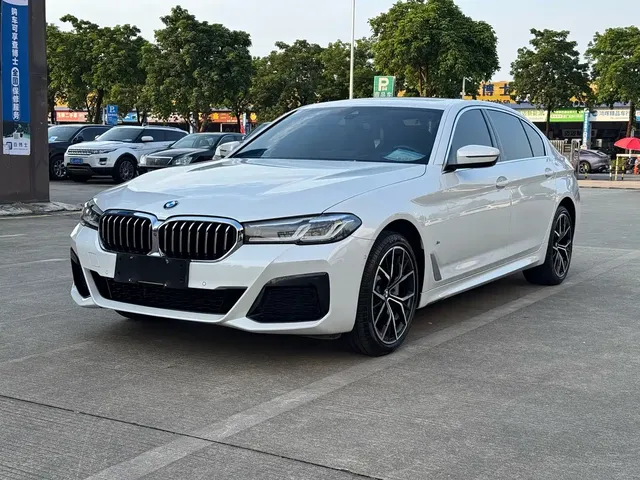 BMW 5 Series 2022 Model Third Facelift 530Li Premium M Sport Package