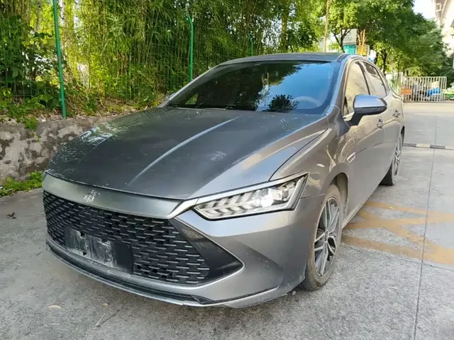 BYD Qin PLUS 2021 DM-i 120KM Premium