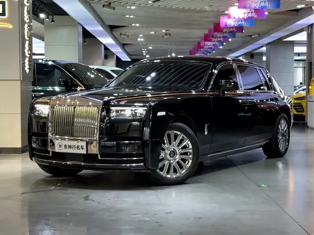 Rolls-Royce Phantom 2024 Long Wheelbase Series II