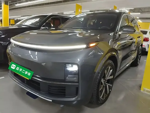 Li Auto Li L8 2023 Pro