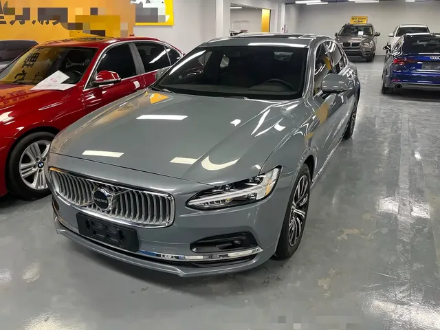 Volvo S90 2021 Model B5 Momentum Luxury Edition