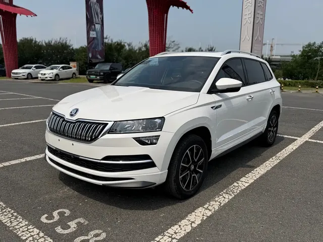Škoda Karoq 2022 TSI280 Premium Edition