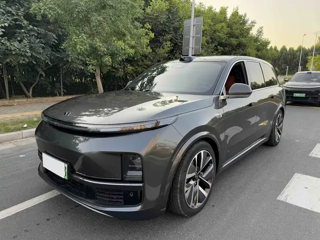 Li Auto Li Xiang L9 2023 Model Pro