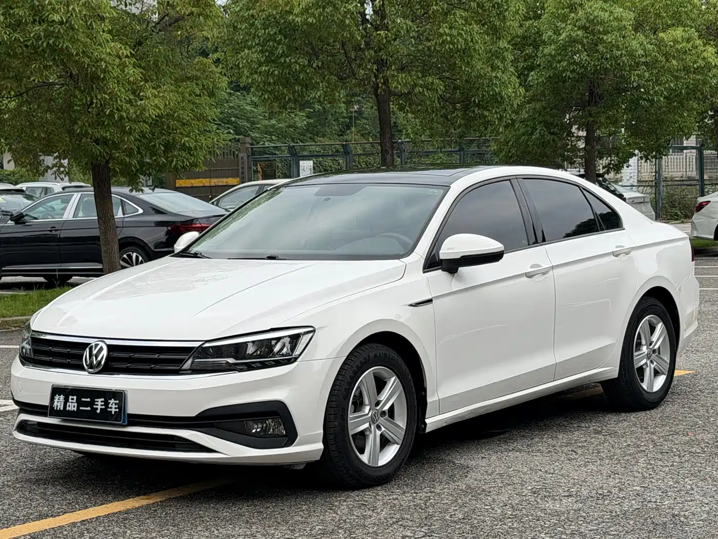 Volkswagen Lamando 2021 230TSI DSG Fashion Edition