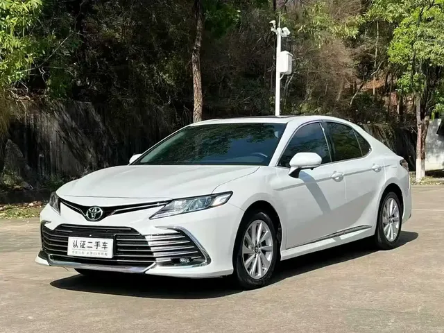 Toyota Camry 2022 2.0GVP Leading Edition