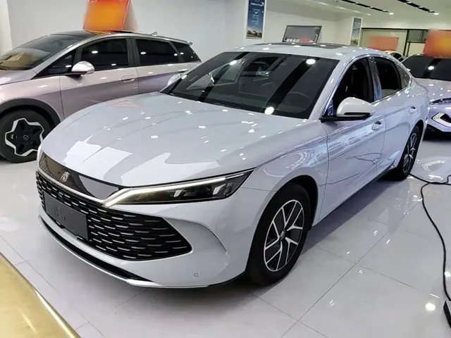 BYD Qin L 2024 DM-i 120KM Superior Edition