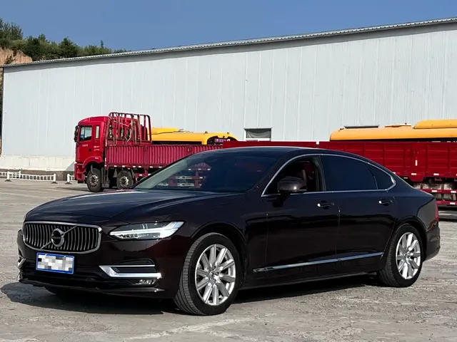 Volvo S90 2020 T5 Momentum Luxury Edition