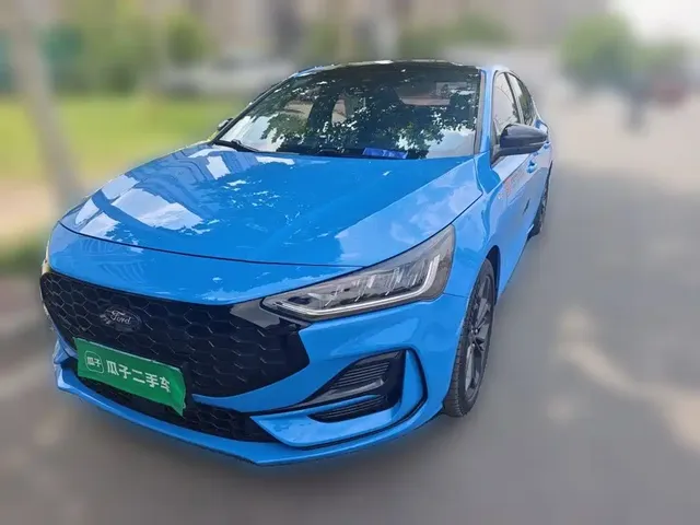 Ford Focus 2022 Sedan EcoBoost 180 Automatic ST Line