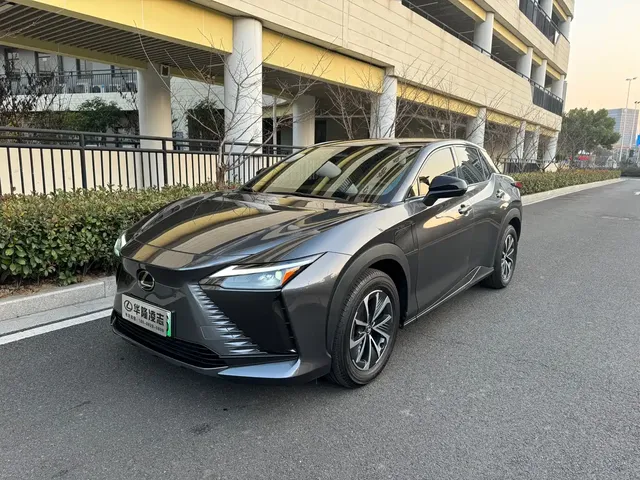 Lexus RZ 2023 450e 4WD Deluxe