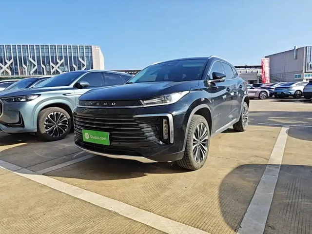 Exeed Lingyun 2024 400T 2WD King Edition