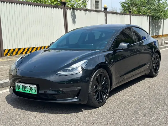 Tesla Model 3 2020 Facelift Long Range Rear-Wheel Drive