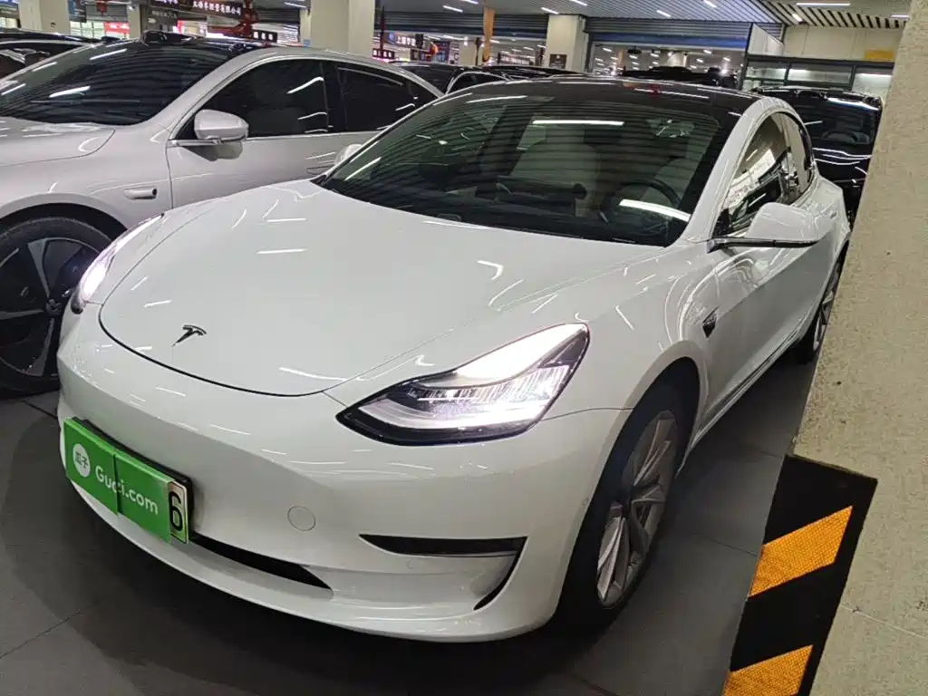 Tesla Model 3 2020 Facelift Long Range Rear-Wheel Drive