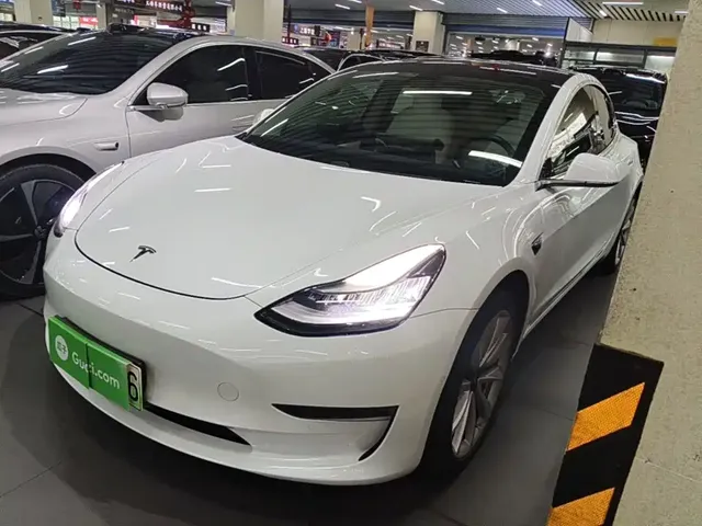 Tesla Model 3 2020 Facelift Long Range Rear-Wheel Drive
