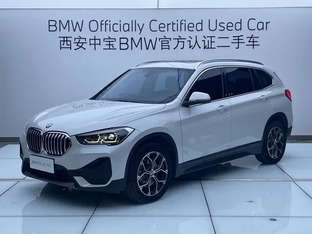 BMW X1 2022 sDrive25Li Leading