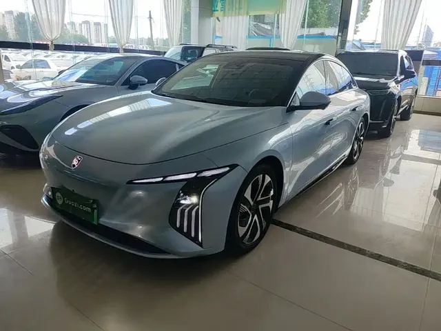 Dongfeng Fengxing Stellar S7 2025 235 Extended Range Luxury