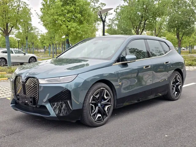 BMW iX 2022 xDrive50