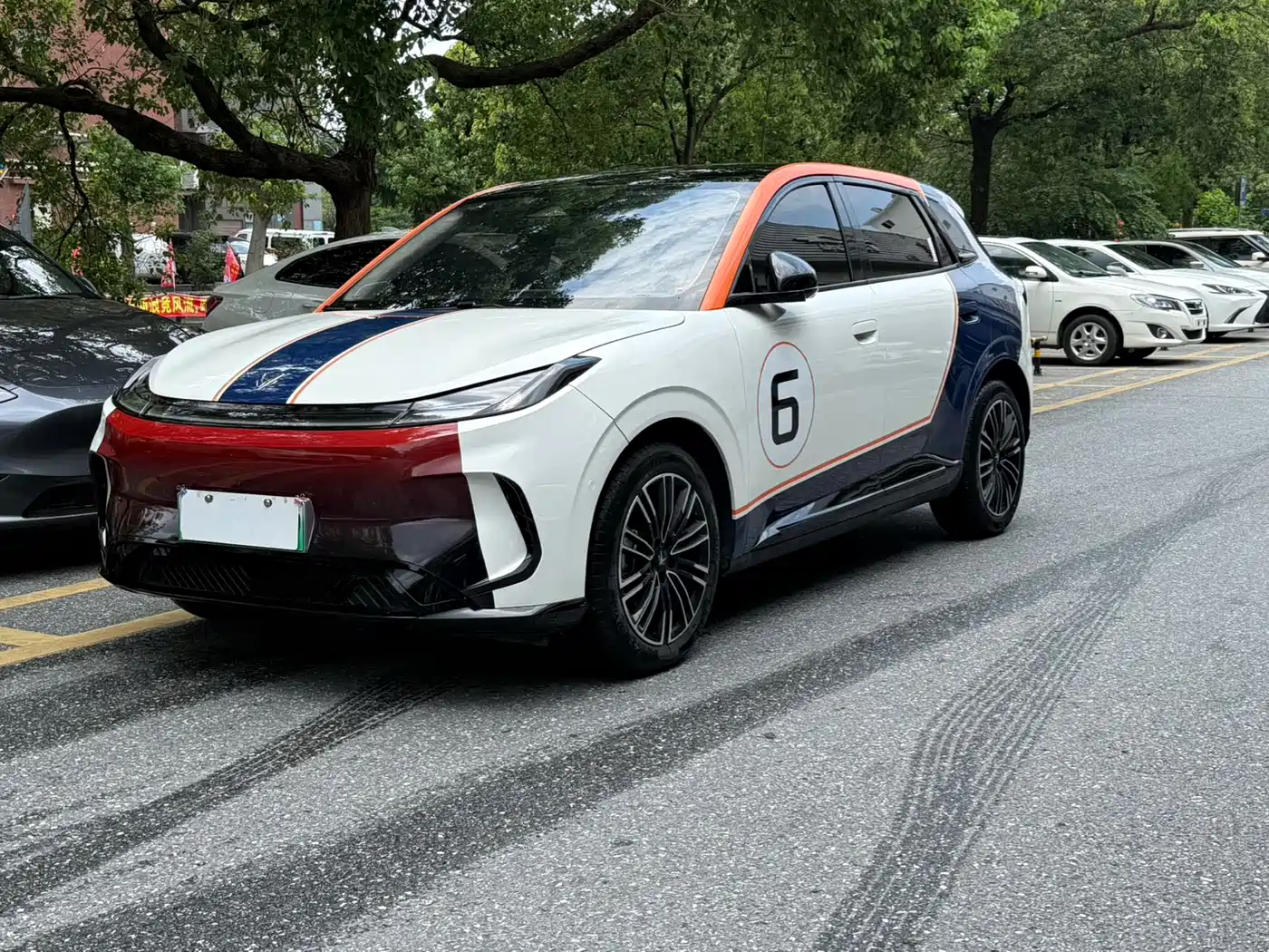 ARCFOX T1 2025 Base Model