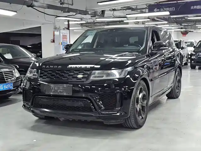 Land Rover Range Rover Sport PHEV 2018 Model P400e